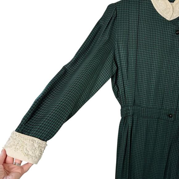 Vintage 1960s Sarah Elizabeth Embellished Shirt Dress Houndstooth Green Black 12 - Picture 8 of 15
